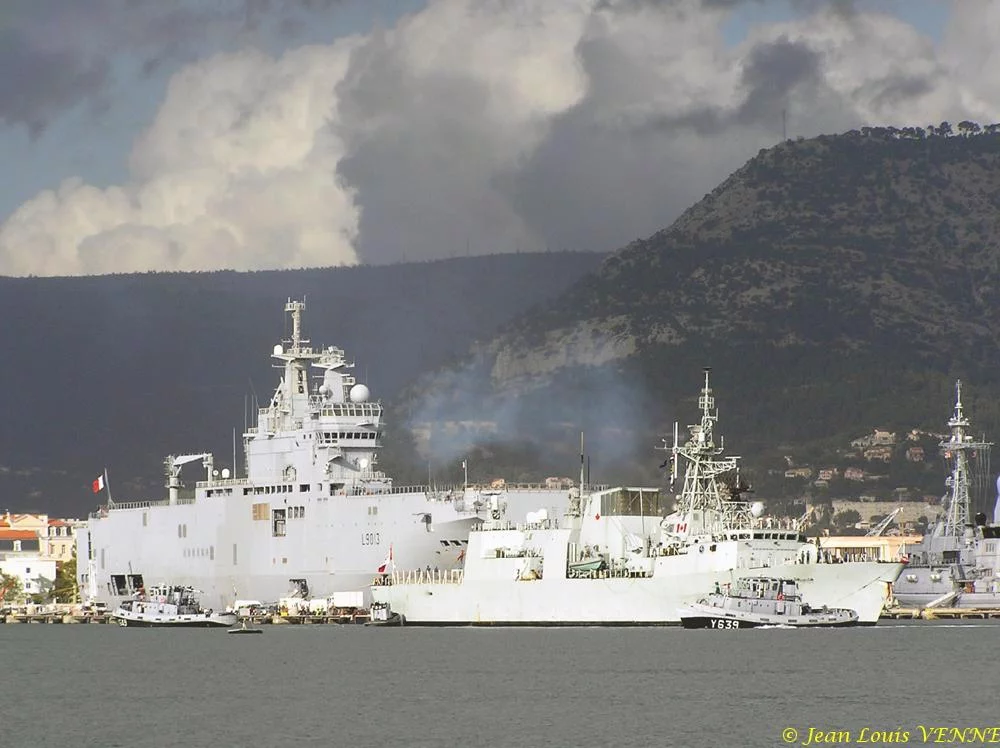 Arrivée à Toulon de la frégate canadienne Ville de Québec