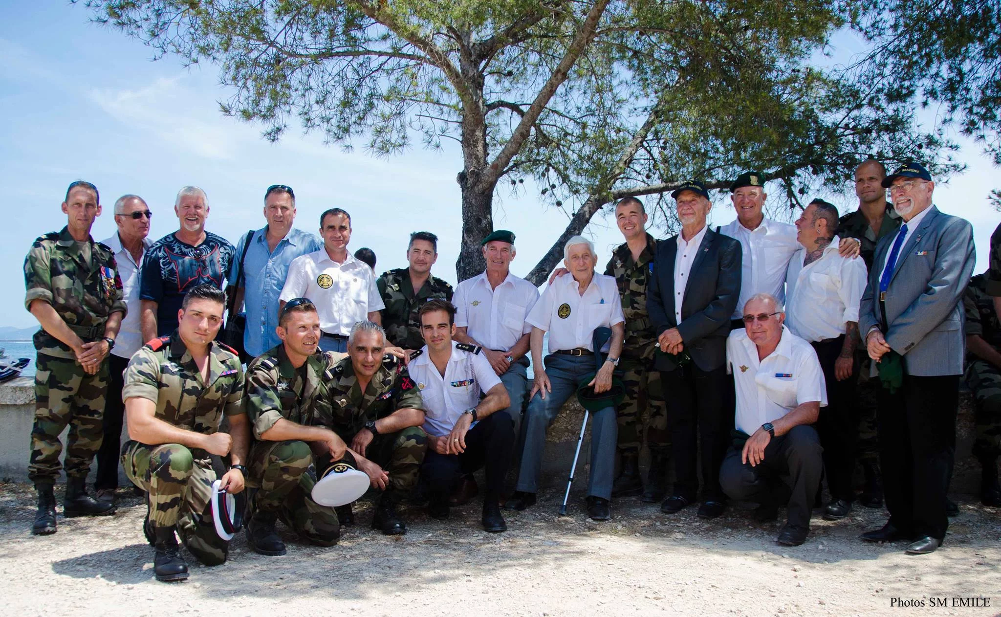 Les anciens, les familles et les camarades réunis pour la fête des fusiliers-marins