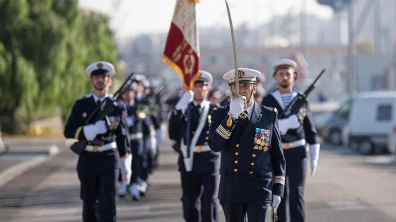 Cérémonie de présentation au drapeau de la Force d’action navale
