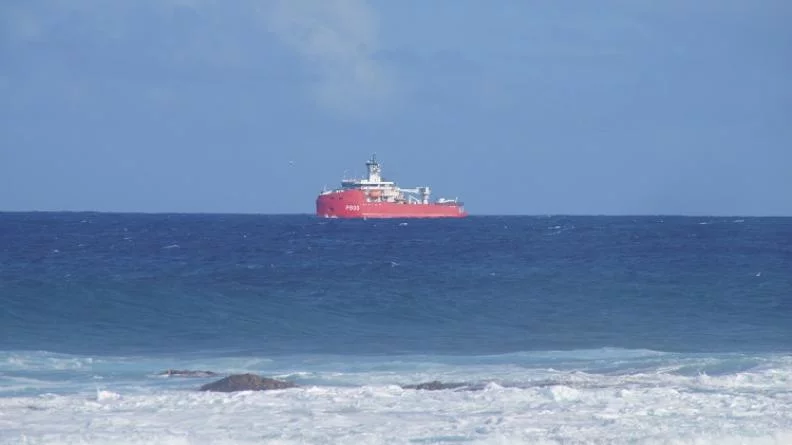 Le patrouilleur polaire L’Astrolabe