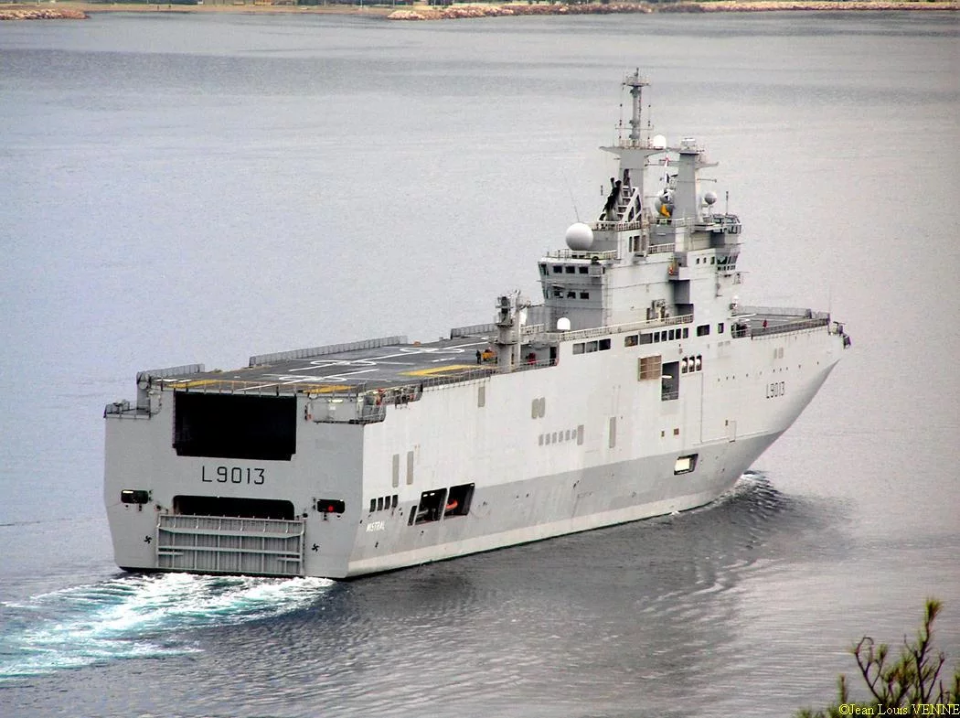 Le BPC Mistral appareille pour la Russie