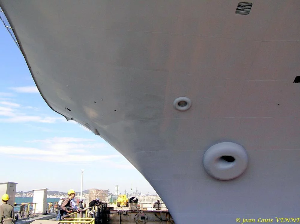 La coque du Charles de Gaulle