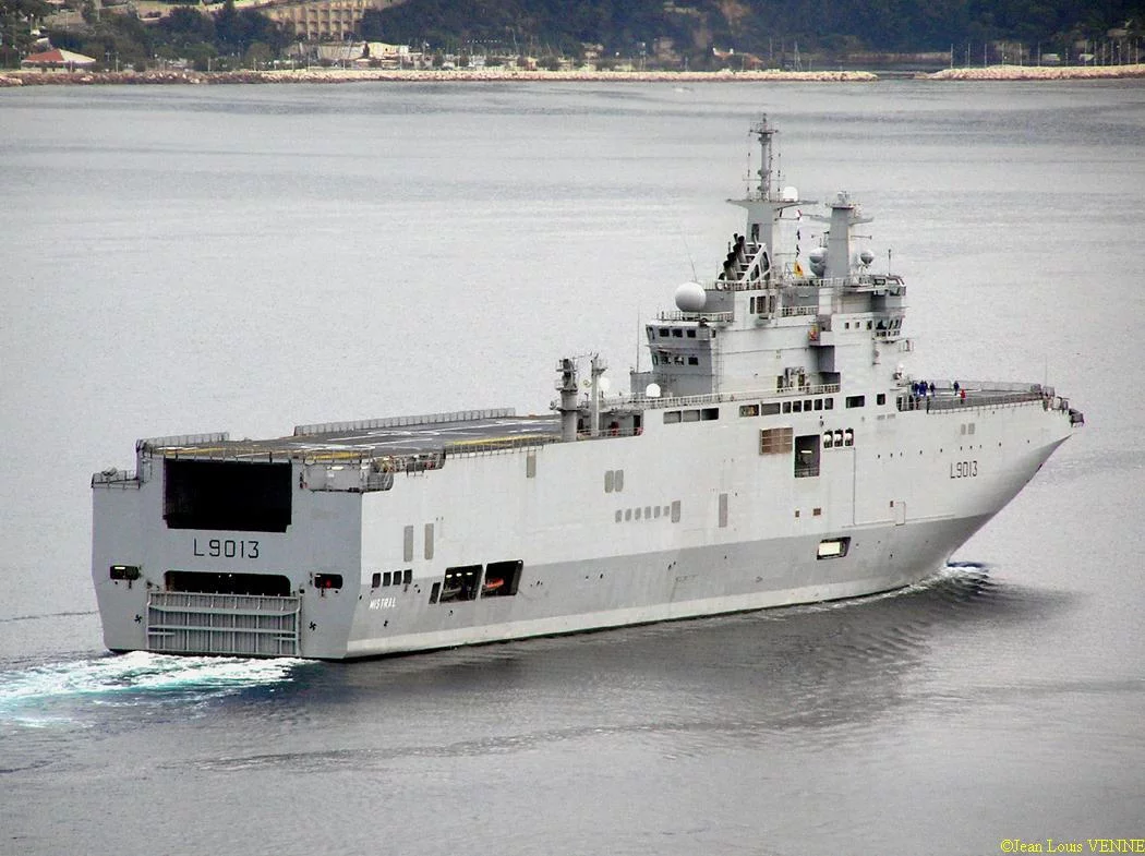 Le BPC Mistral appareille pour la Russie