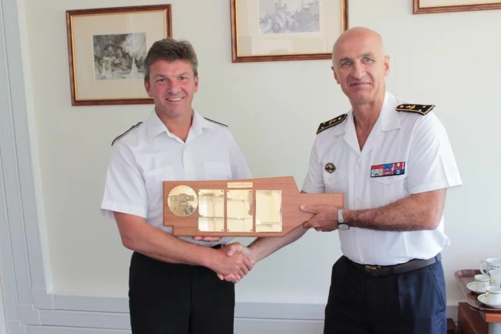 Transfert de la plaque symbolique