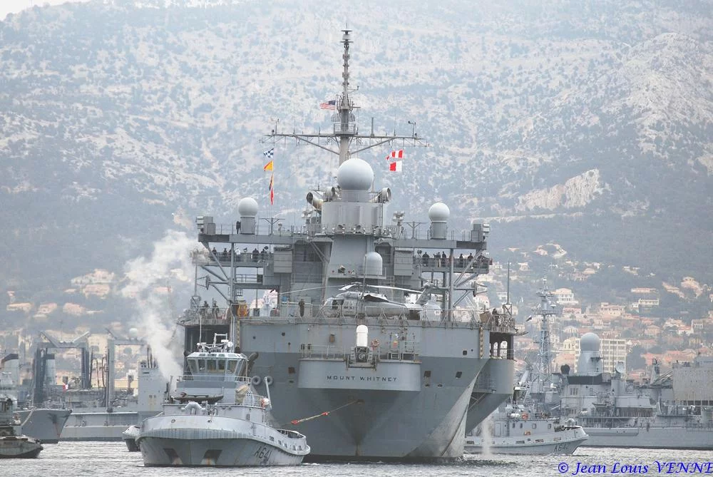 Départ de Toulon de l’USS Whitney