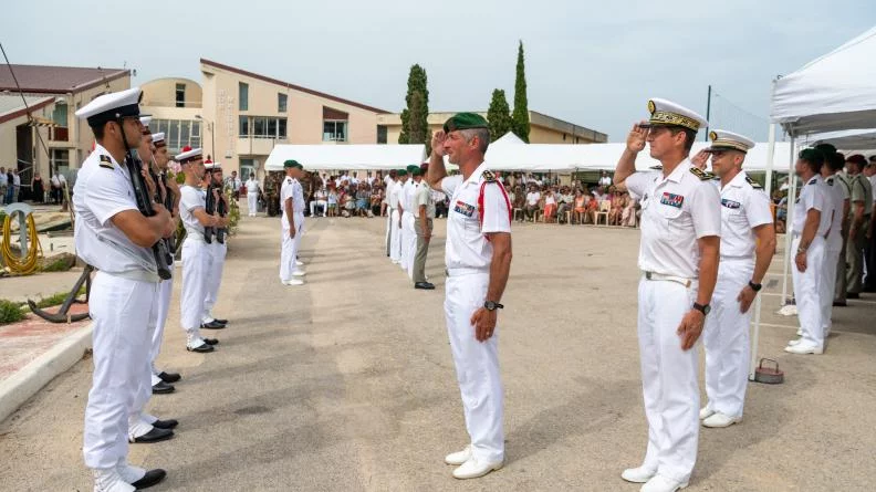 Remise des certificats au 99ème cours nageur de combat
