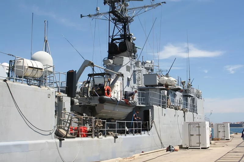 Le patrouilleur de haute-mer Commandant Ducuing