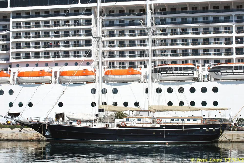 Escale surprise du MSC Fantasia à La Seyne sur Mer
