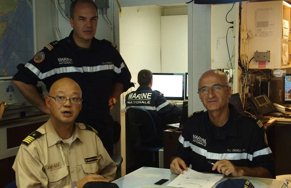 Rencontre des commandants du Var et du destroyer japonais Ikazuchi