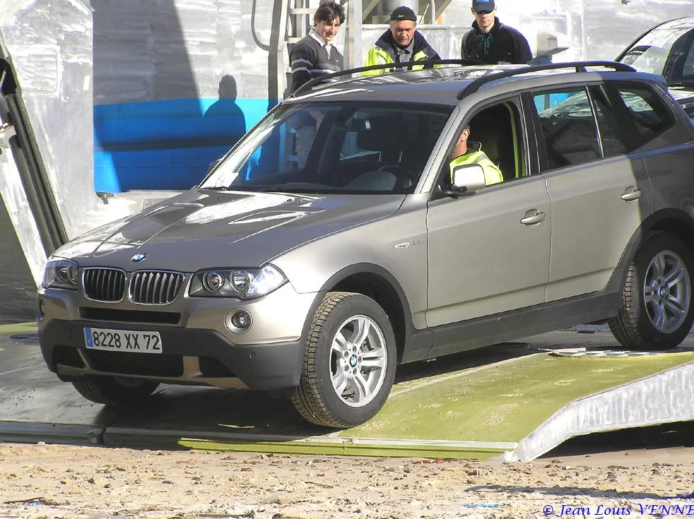 Premier plageage du L-CAT avec matériel roulant