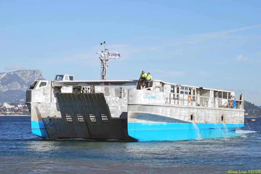Le préfet maritime assiste à une démonstration du L-CAT