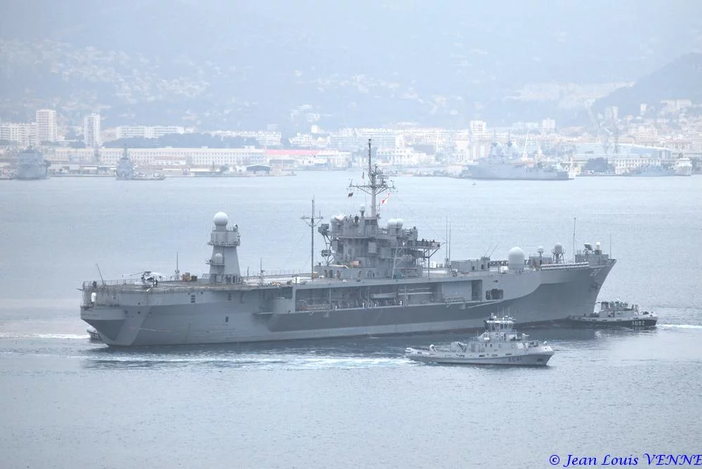 Départ de Toulon de l’USS Whitney