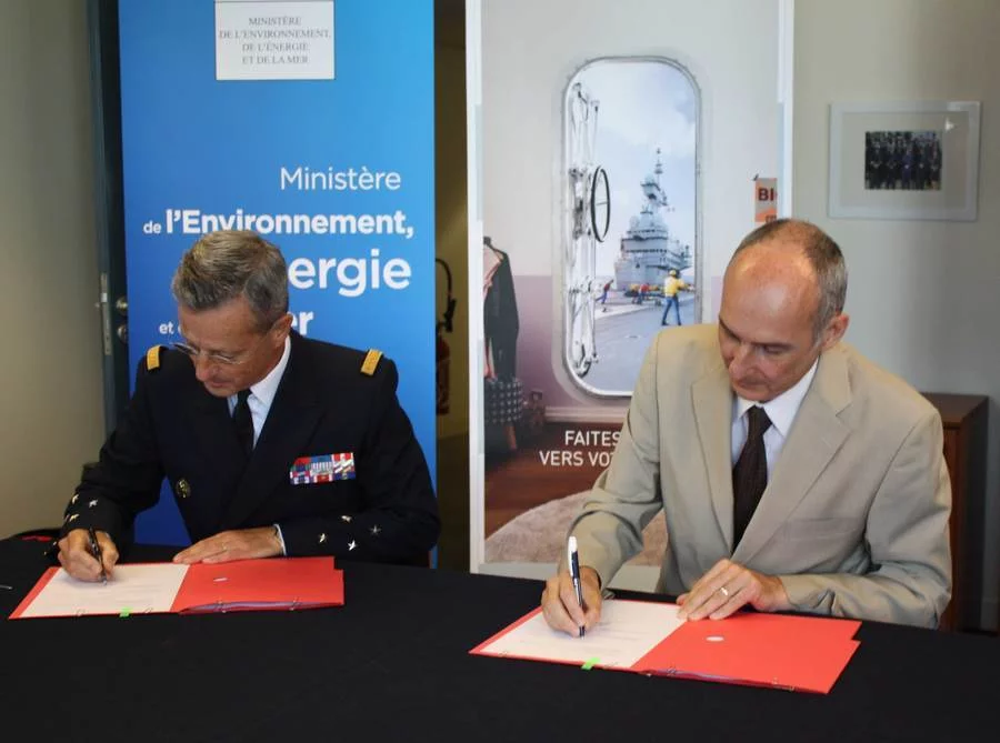 Signature de la convention « partenariat pour l’emploi » entre la direction des affaires maritimes et la Marine nationale