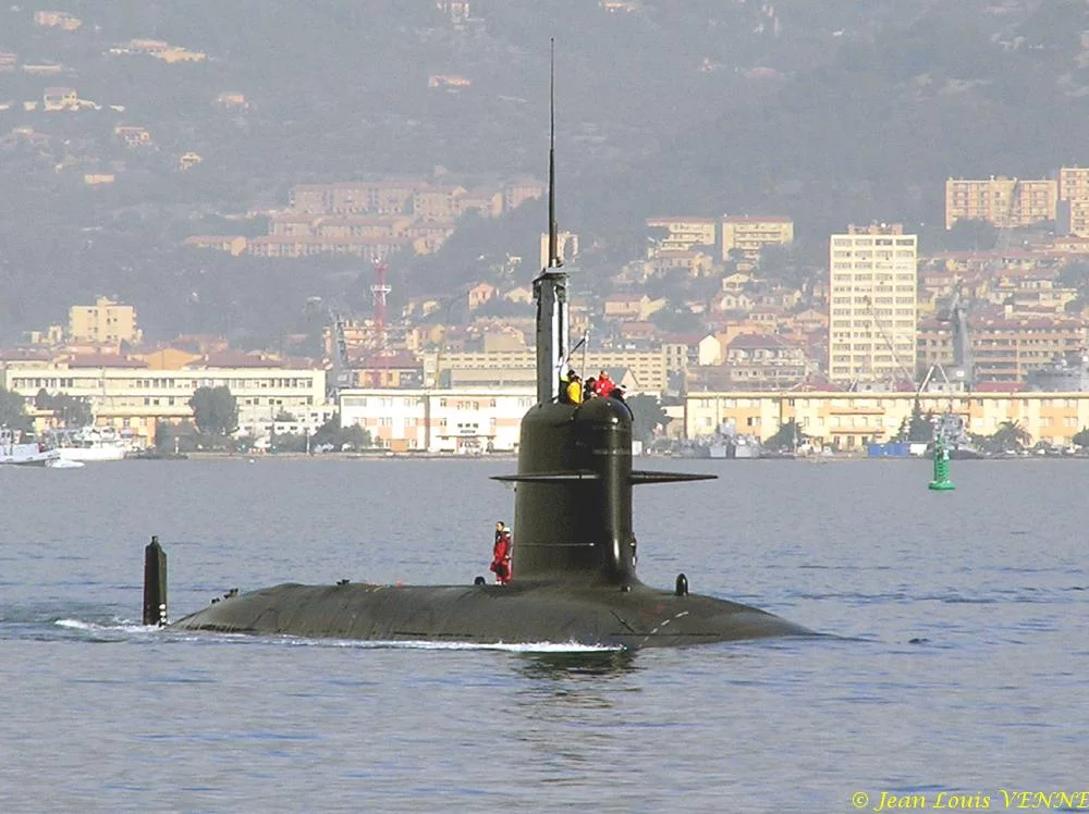 Le KD Tunku Abdul Rahman appareille de Toulon