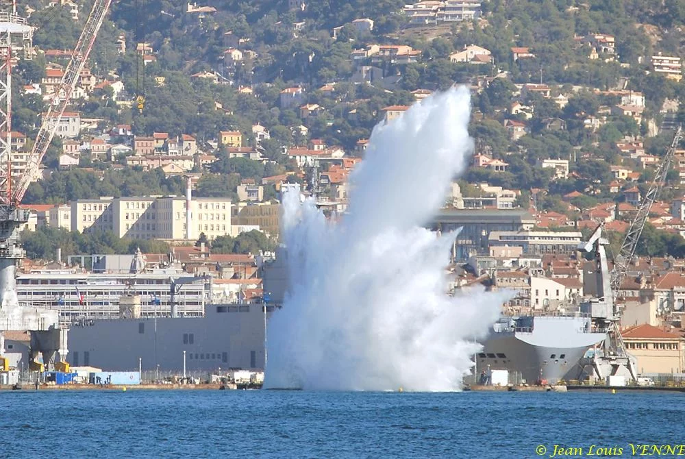 Essais des catapultes du Charles de Gaulle