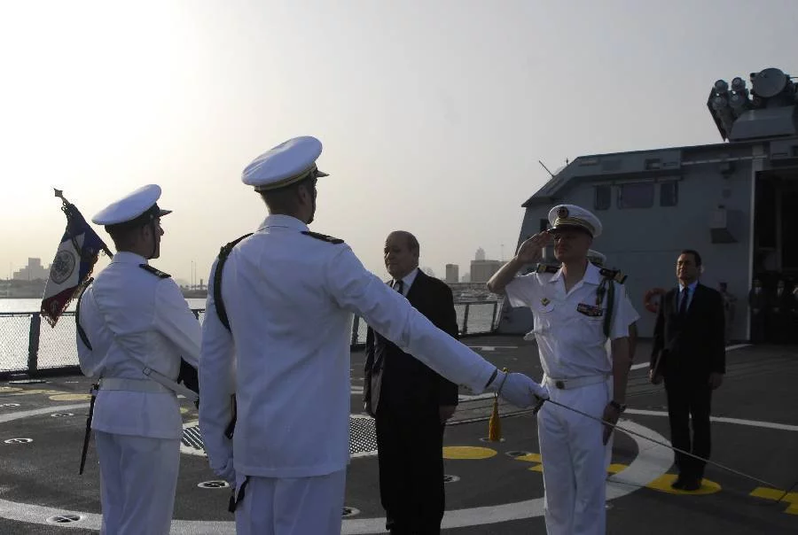 Le ministre de la défense à la rencontre des marins de l’Aconit