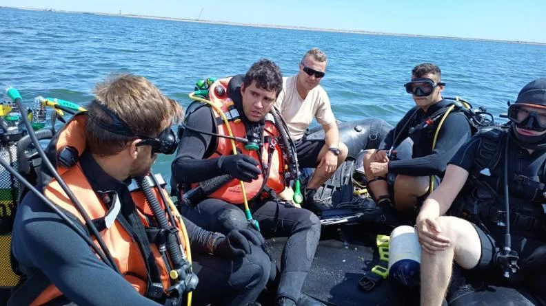 Un détachement du groupe de plongeurs-démineurs Atlantique participe à un exercice interallié en Roumanie