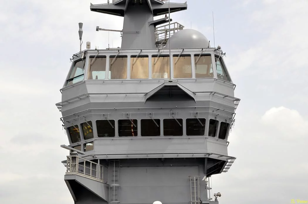 La passerelle du BPC Dixmude