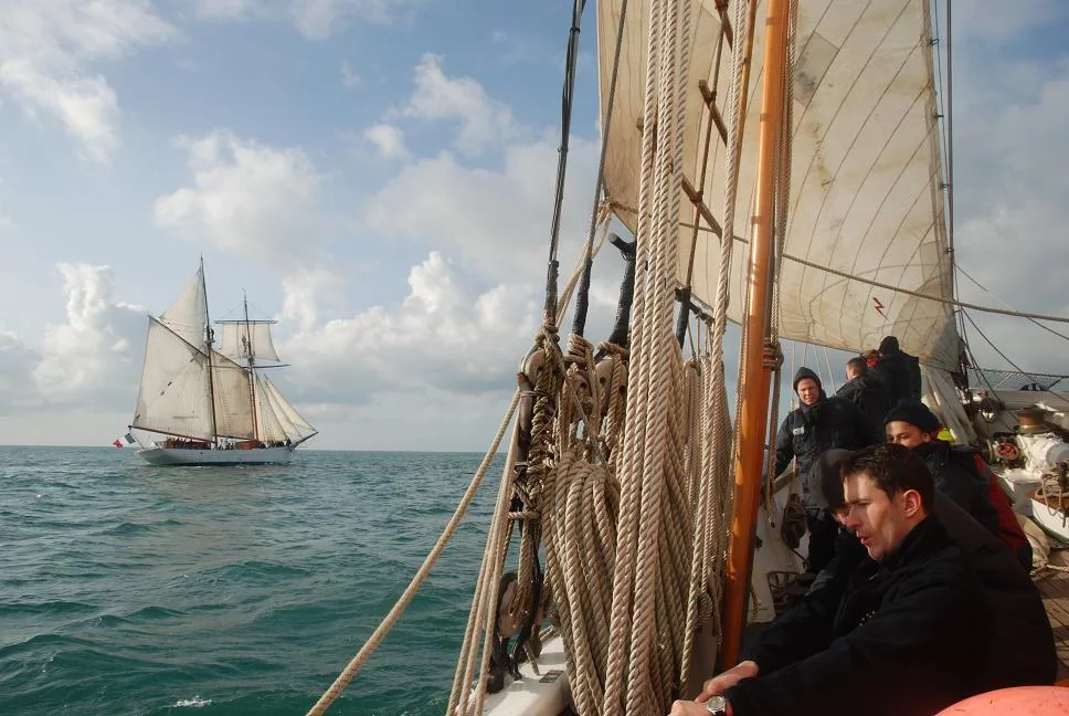 Les élèves commissaires des 3 armées à bord de l'Etoile, de la Belle Poule » et de la Grande Hermine
