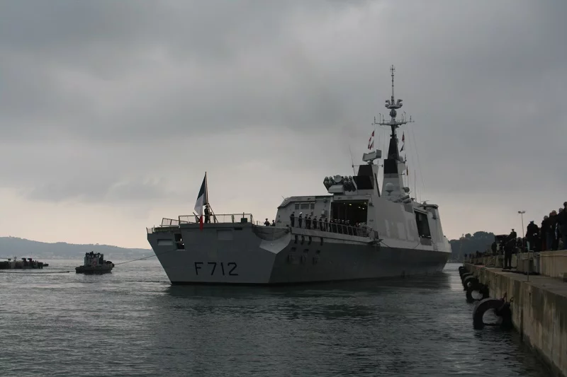 Appareillage de la frégate Courbet