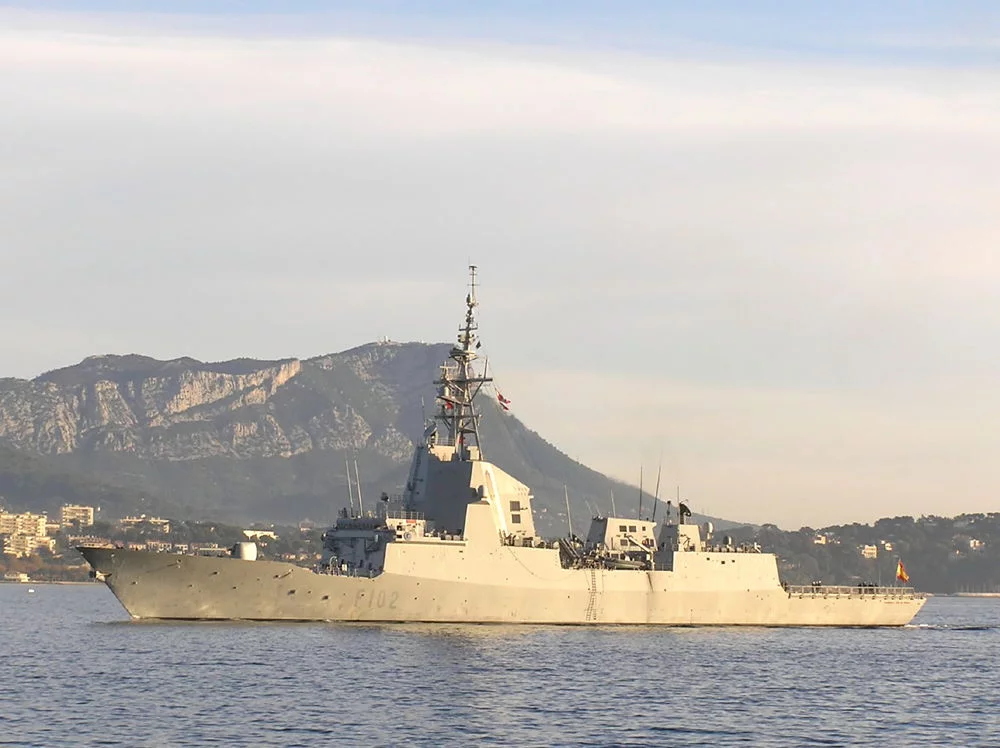 La frégate anti-aérienne espagnole ALMIRANTE DON JUAN DE BORBON