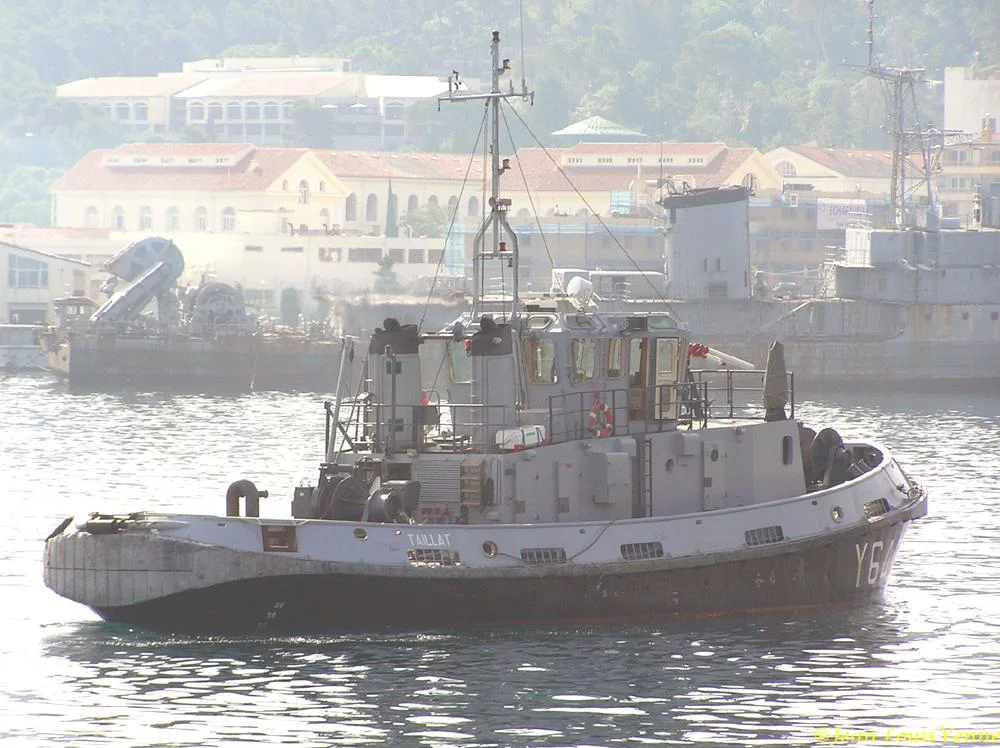 Remorqueurs en action