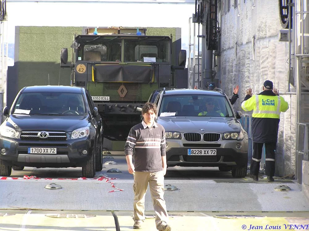 Premier plageage du L-CAT avec matériel roulant
