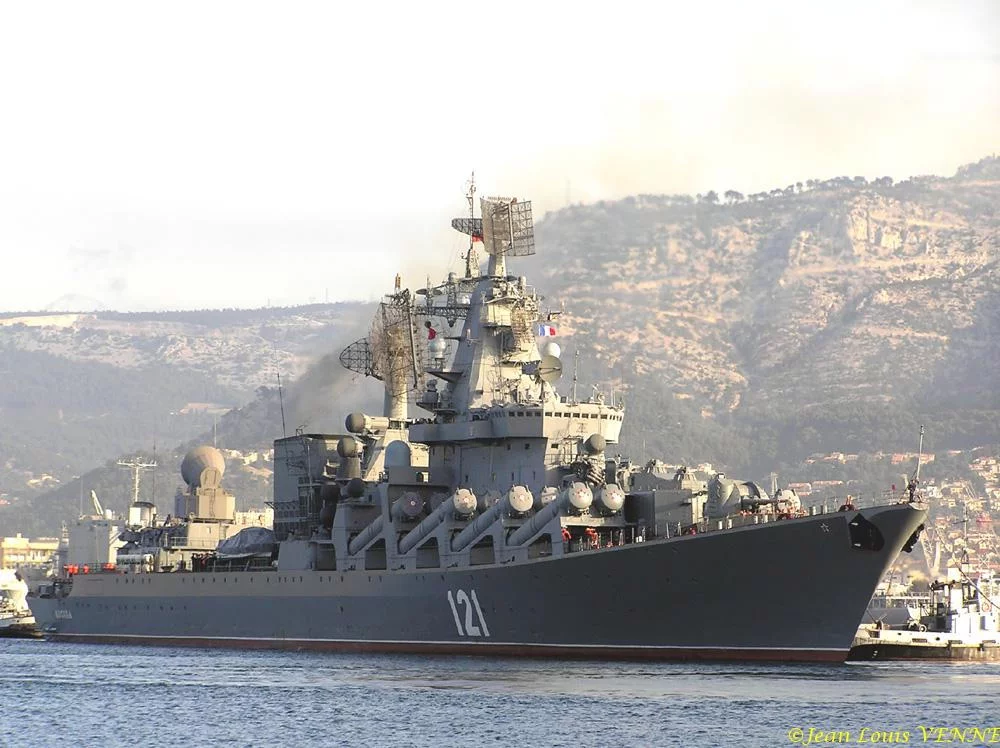 Arrivée Ã  toulon du croiseur Russe Moskva