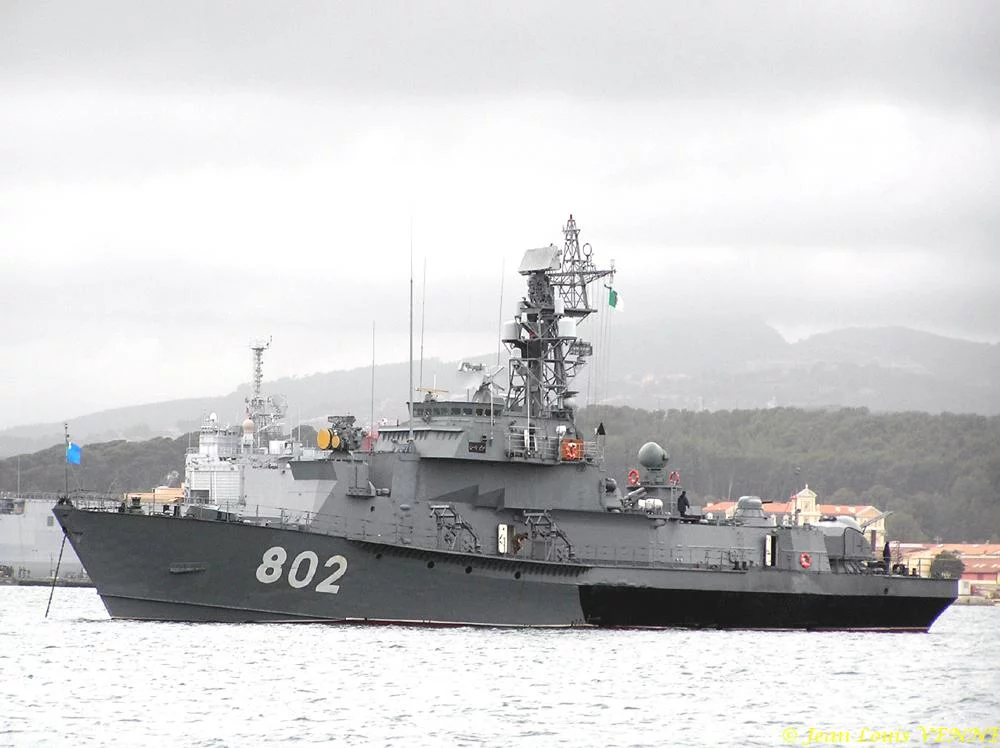 La corvette lance-missiles algérienne Salah Raïs