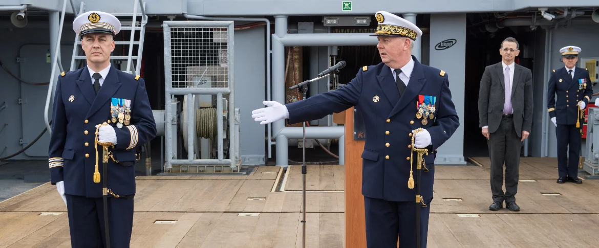 Le capitaine de frégate Philippe Guéna, premier commandant du BSAH Rhône