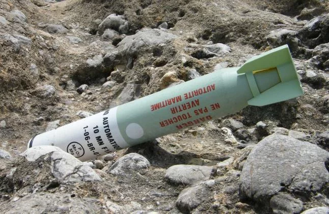 Une munition non-explosée de la marine nationale s’échoue sur la côte des Baléares
