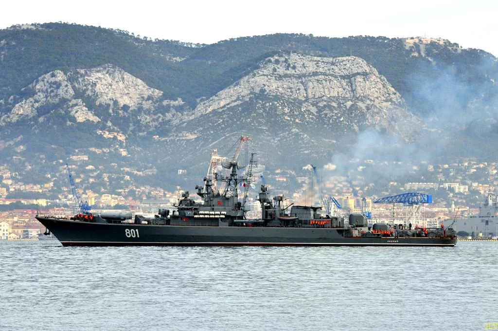Escale de la frégate russe Ladnyy à Toulon
