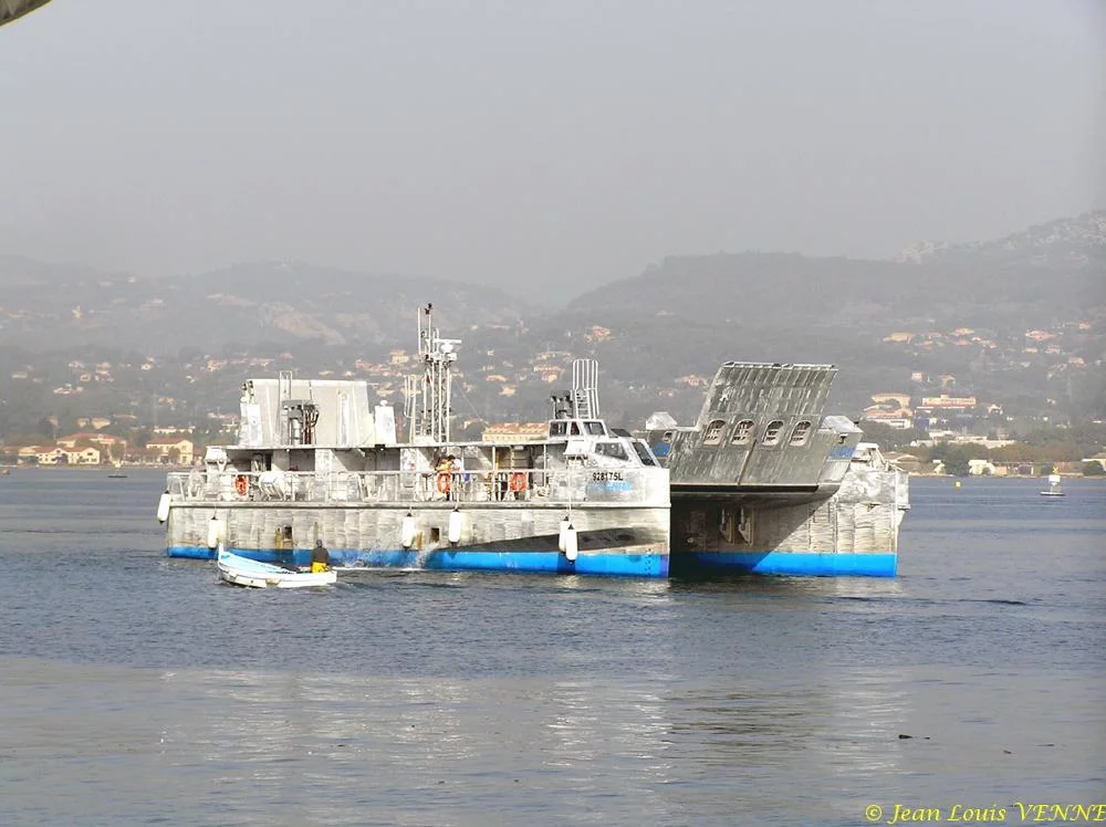 Le nouveau catamaran de débarquement de la CNIM