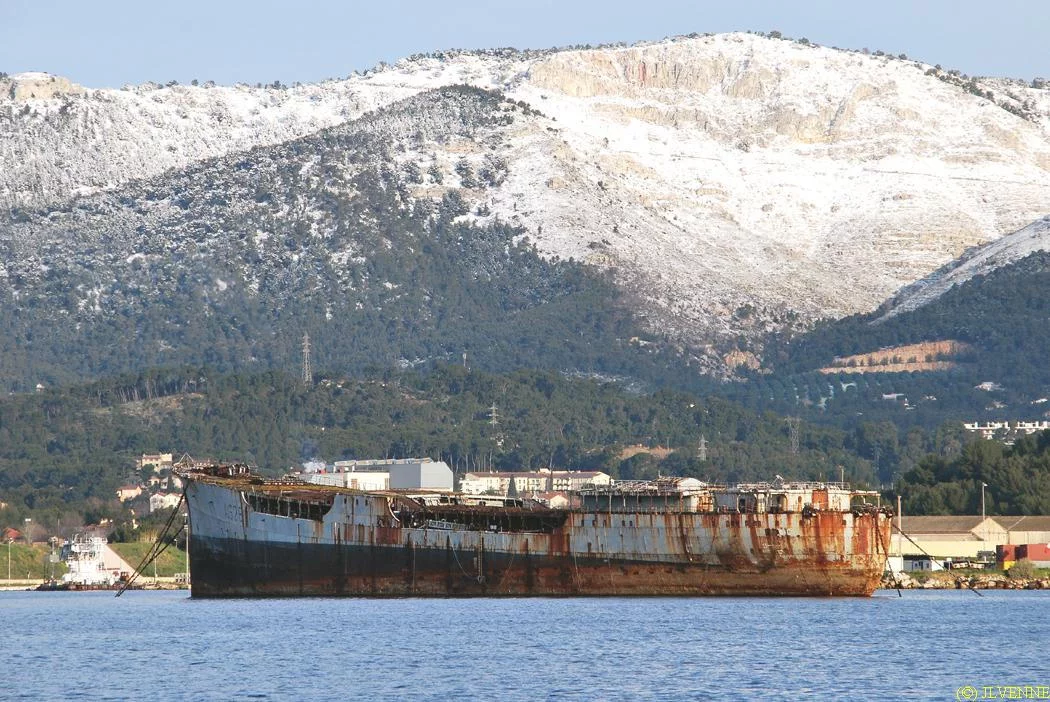 Toulon et ses montages enneigées