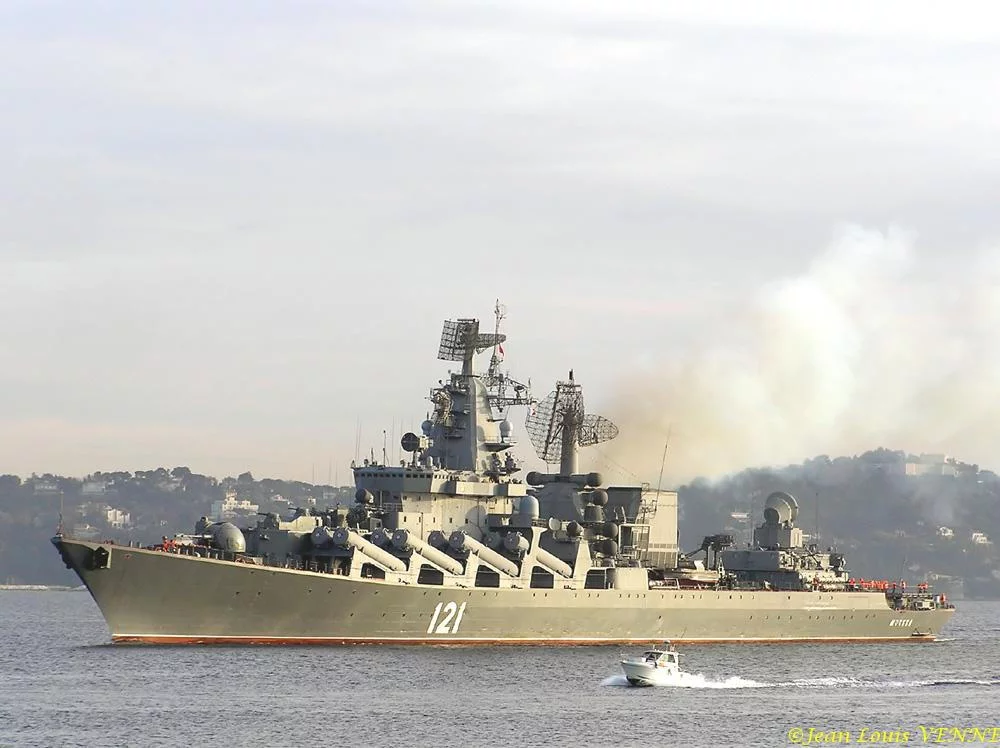 Arrivée Ã  toulon du croiseur Russe Moskva