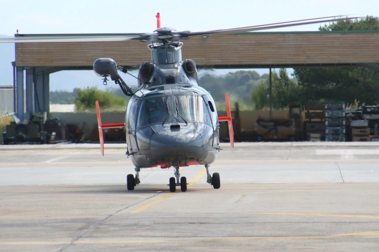 Les 4 hélicoptères se posent