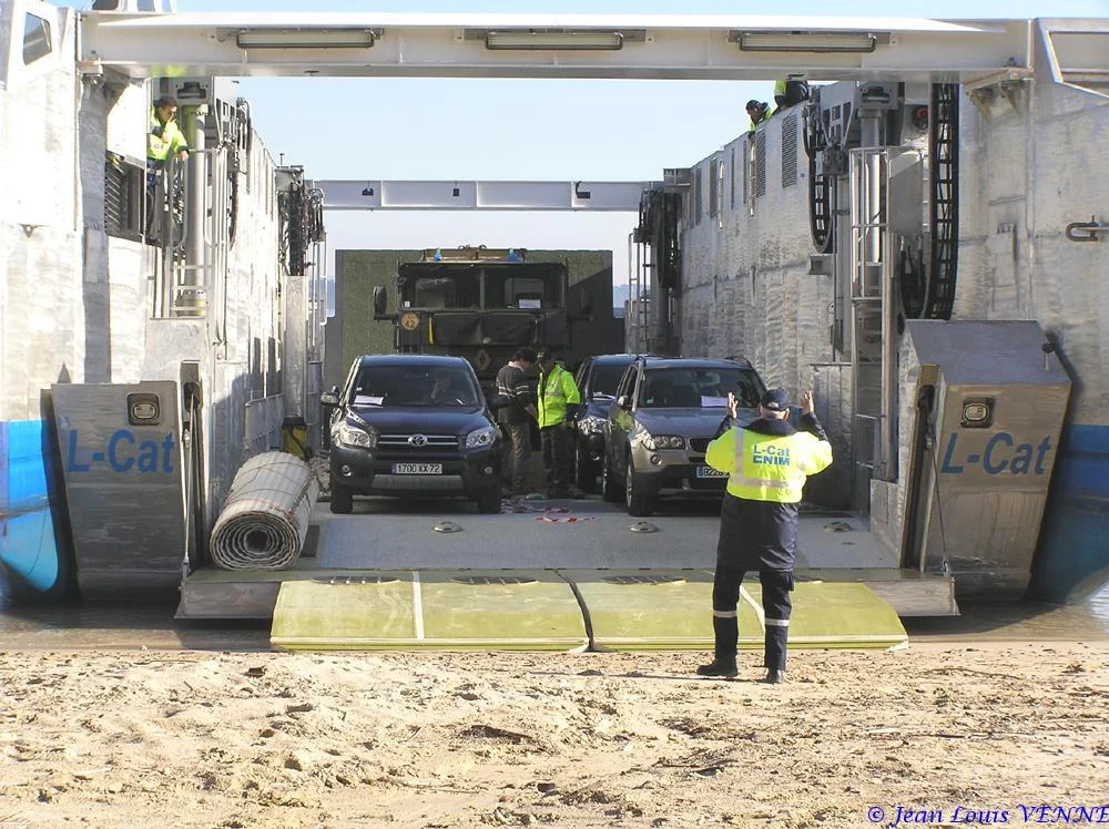 Premier plageage du L-CAT avec matériel roulant