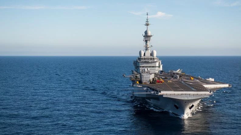Le porte-avions Charles de Gaulle