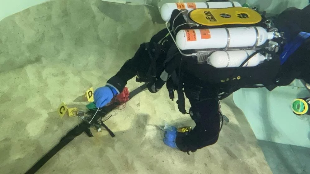 Un plongeur participant à ENTEX 51