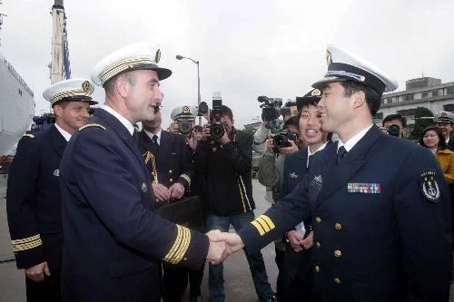 Accueil par les autorités Chinoises