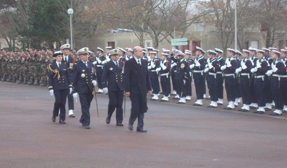 L’hommage du ministre Juppé au commando Lefort