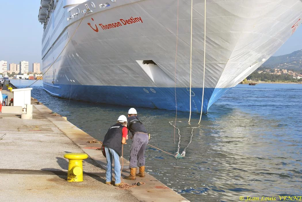 Le paquebot Thomson Destiny fait escale à La Seyne-sur-mer