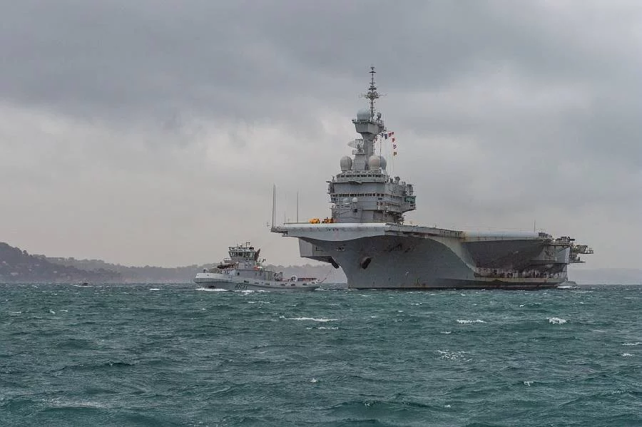Le porte-avions Charles-de-Gaulle de retour à Toulon