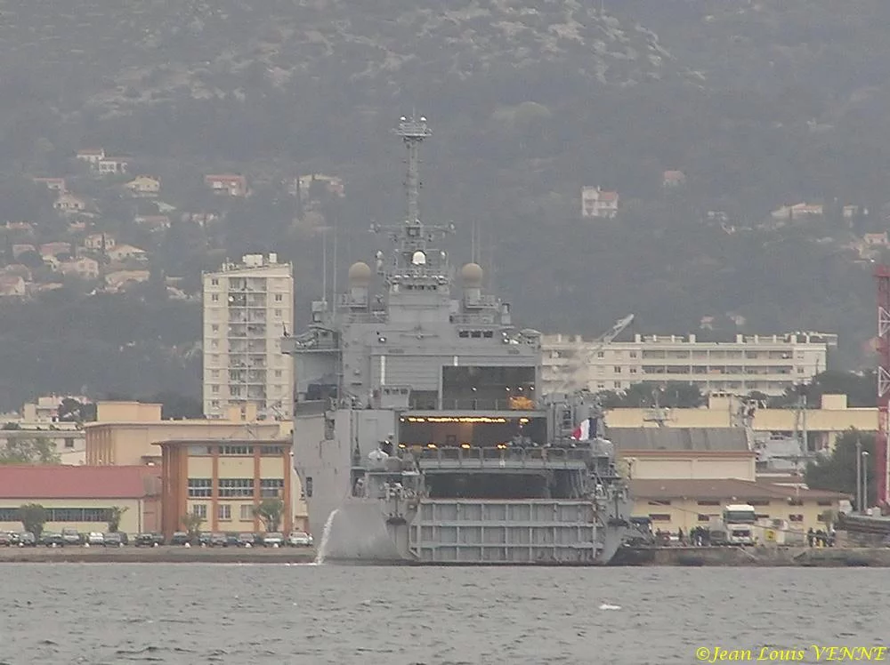 Le Siroco avant son appareillage