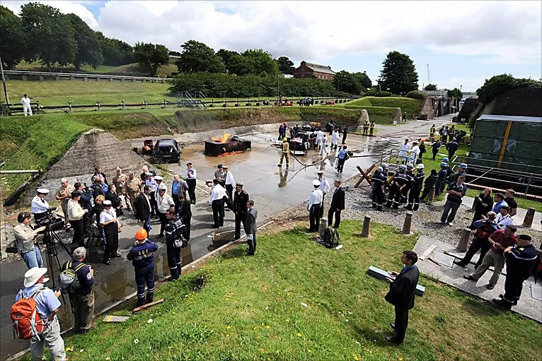 Les marins des 4 marines s'entraînent pendant une semaine, à terre comme en mer