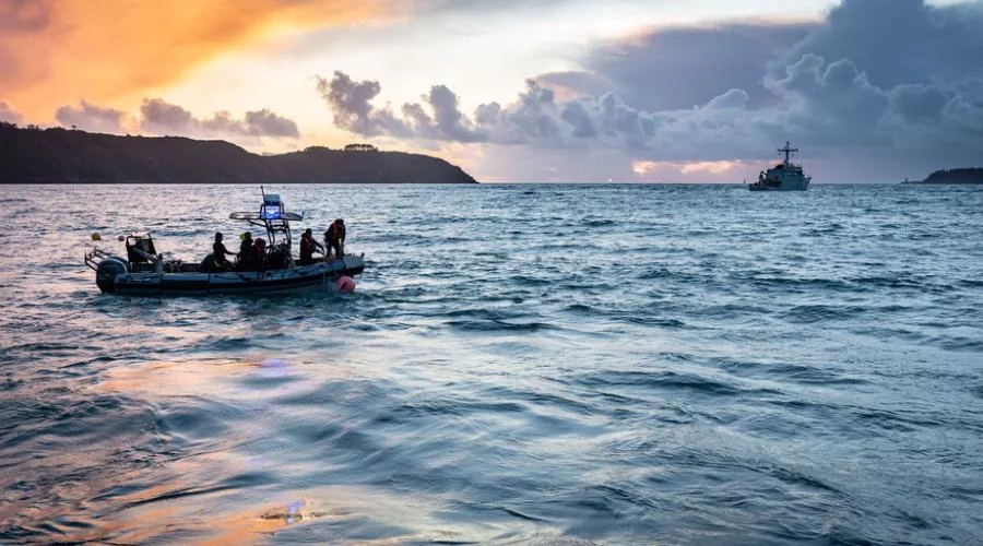 Des plongeurs-démineurs dans la rade de Brest