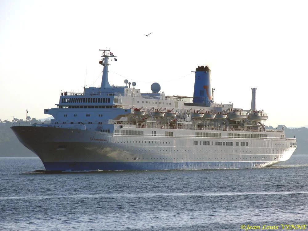 Escale à Toulon du Thomson Celebration