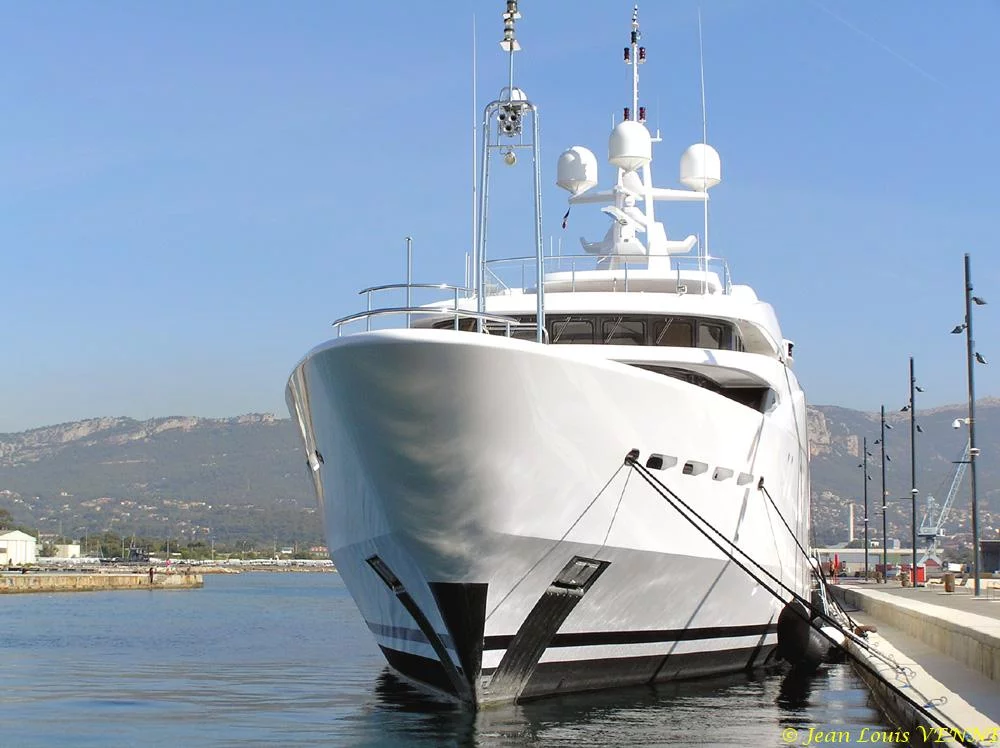 Le Netanya8 dans le port de la Seyne sur Mer