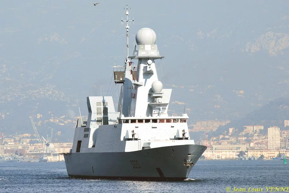 La frégate Forbin appareille pour sa traversée de longue durée