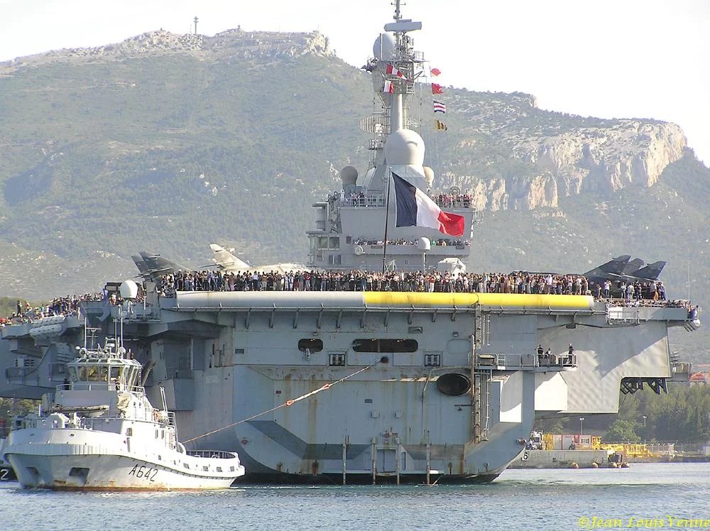Sortie des familles du Charles de Gaulle
